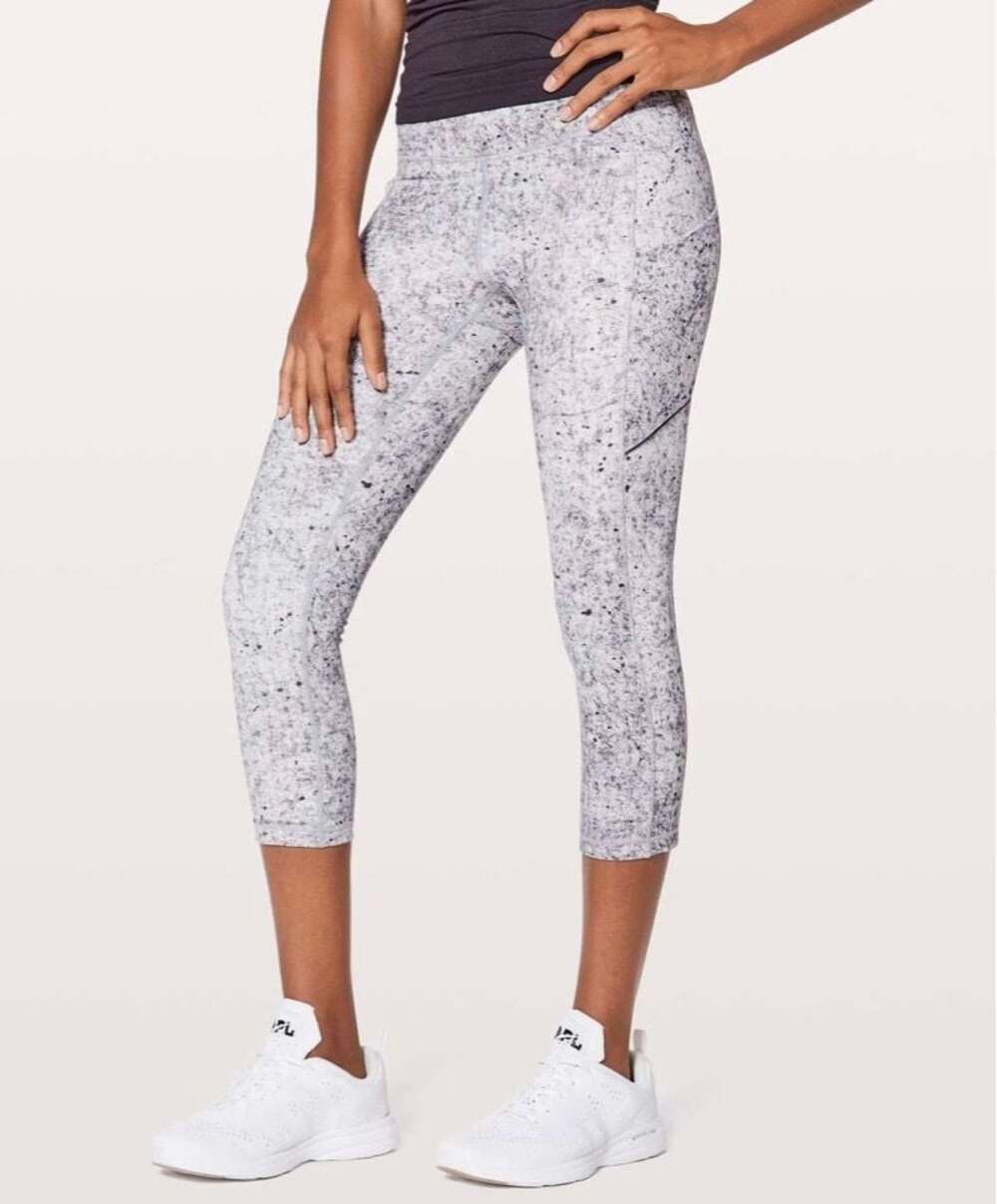 Lululemon Speed Up Crop 21" Marble Gray White Leggings with Side Pockets Size 4